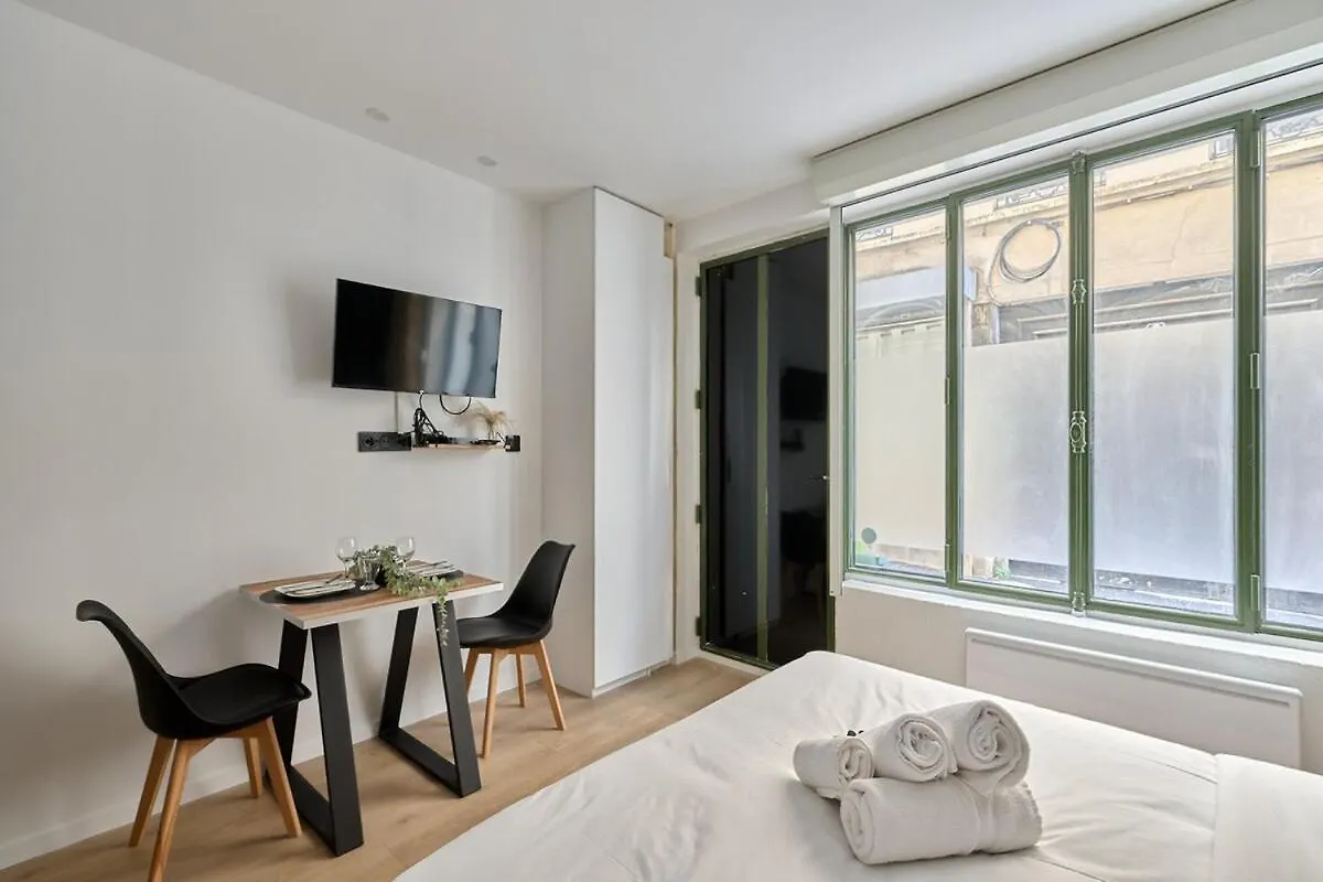 Charming Cosy Studio 2P - 12Th Arrondissement Paris France
